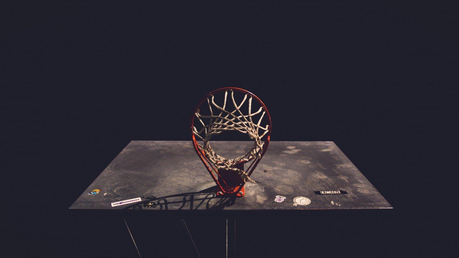 严寒考验!巴萨零下五度远征布拉格,斯拉维亚以逸待劳静候强敌